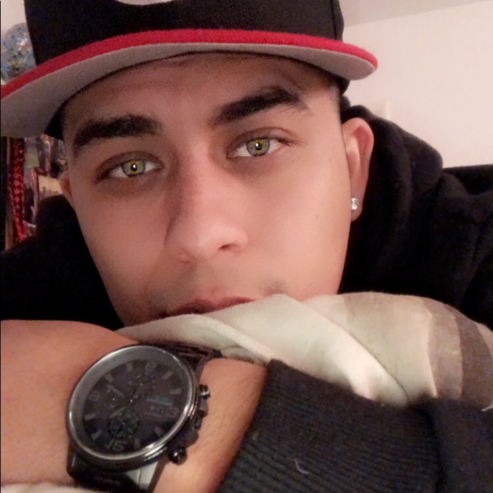 Meet your Posher, Juan